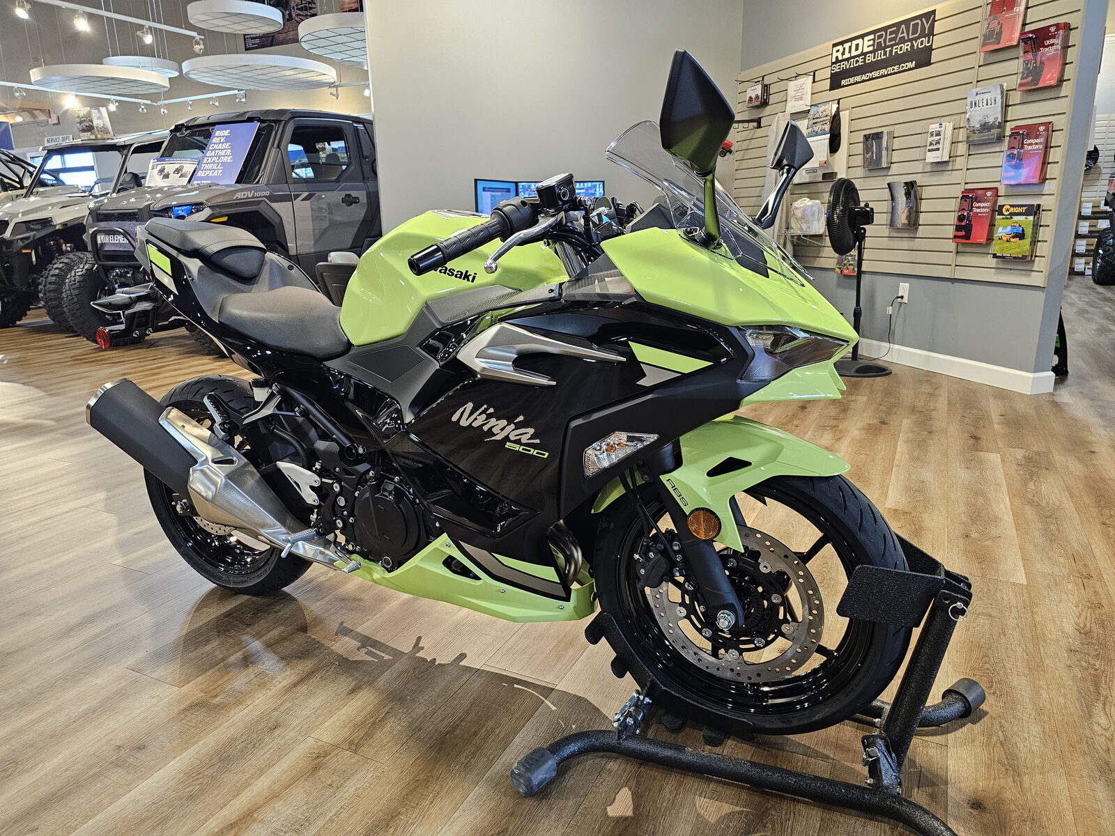 2026 Kawasaki NINJA 500 SE ABS M/C-Street