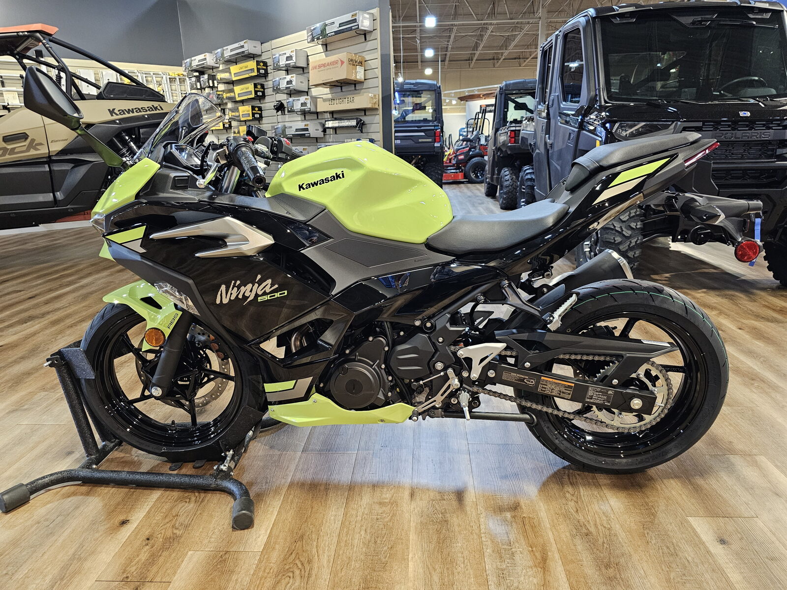 2026 Kawasaki NINJA 500 SE ABS M/C-Street