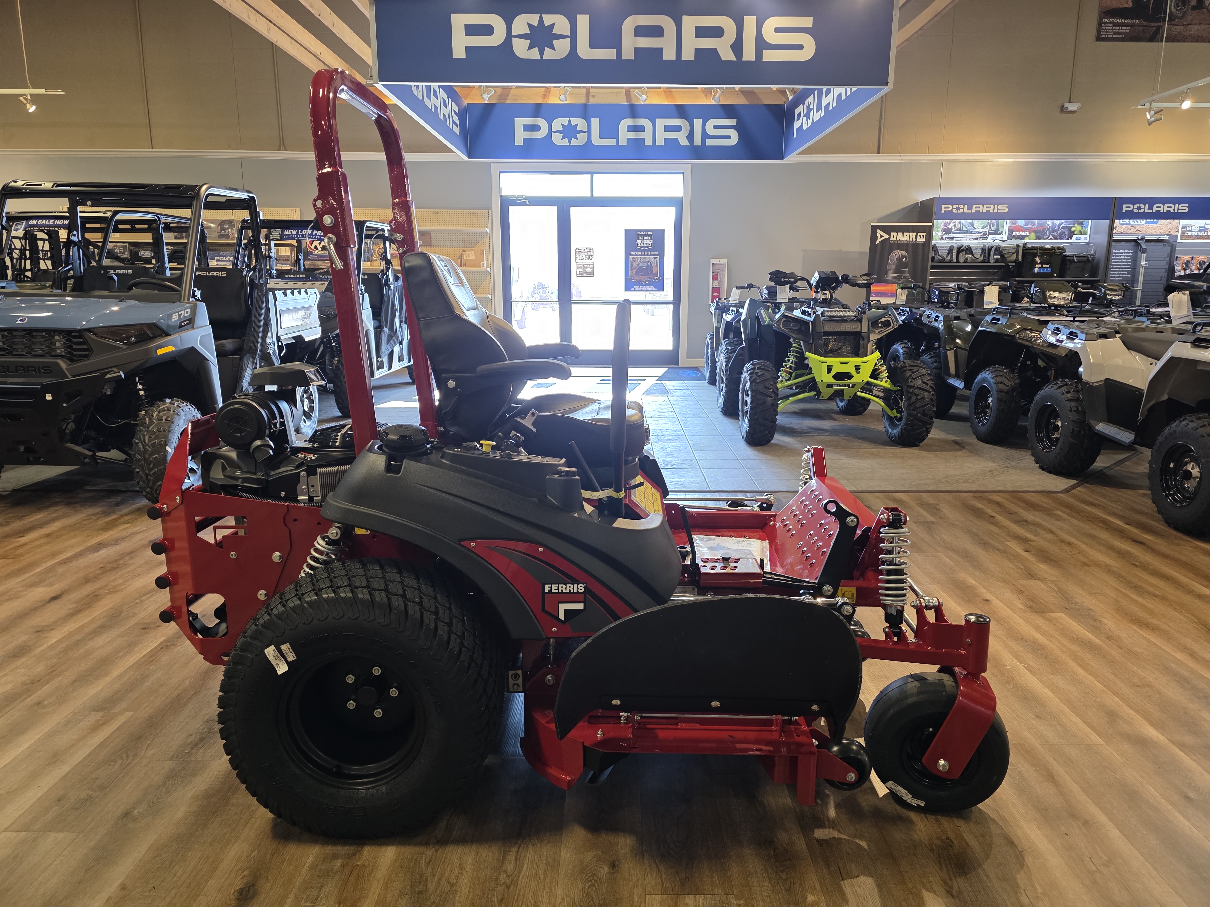 2026 Ferris ISX 3300 Mower-ZTR