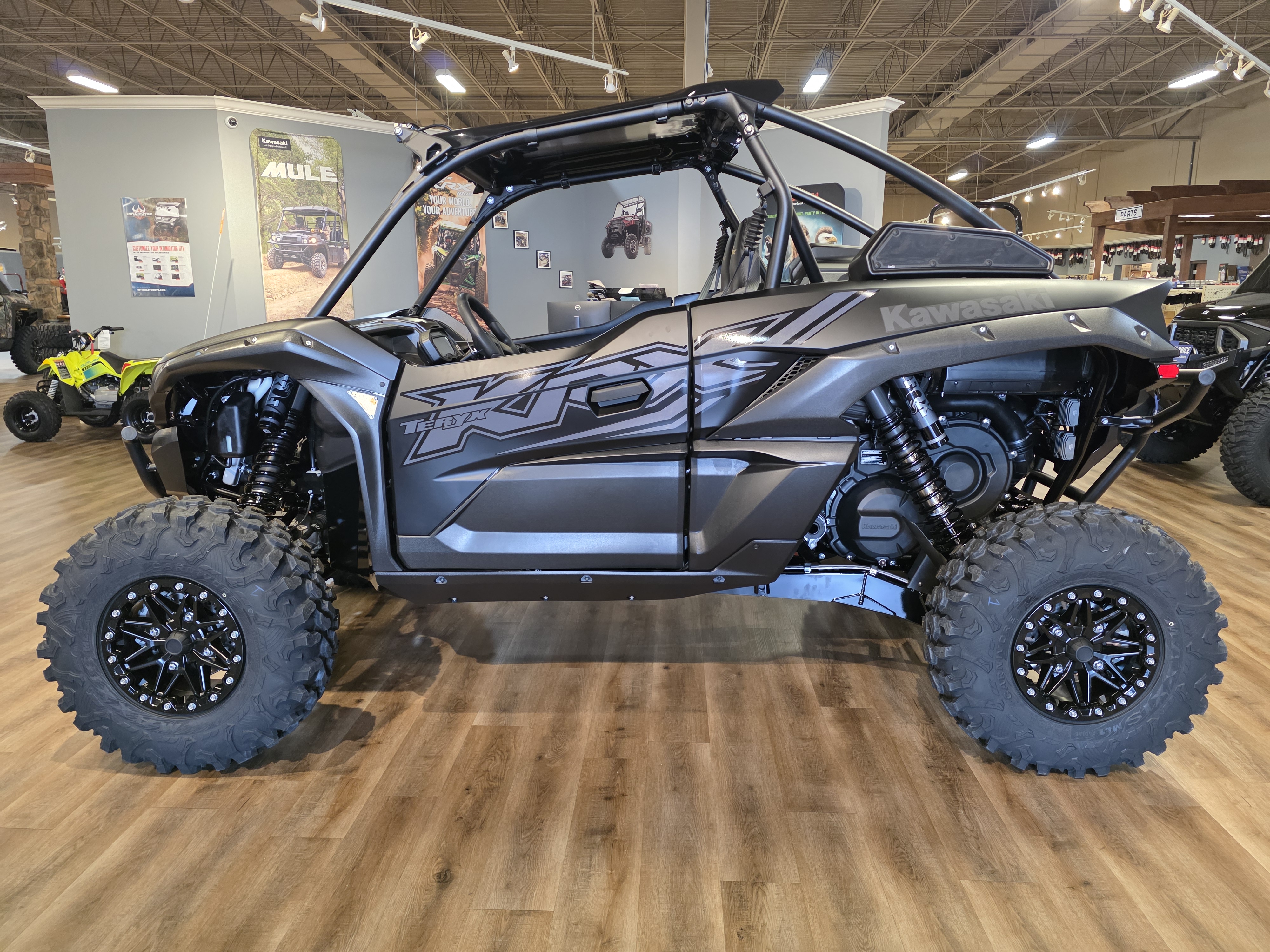 2027 Kawasaki TERYX KRX 1000 BLACKOUT EDITION UTV-HighPerf