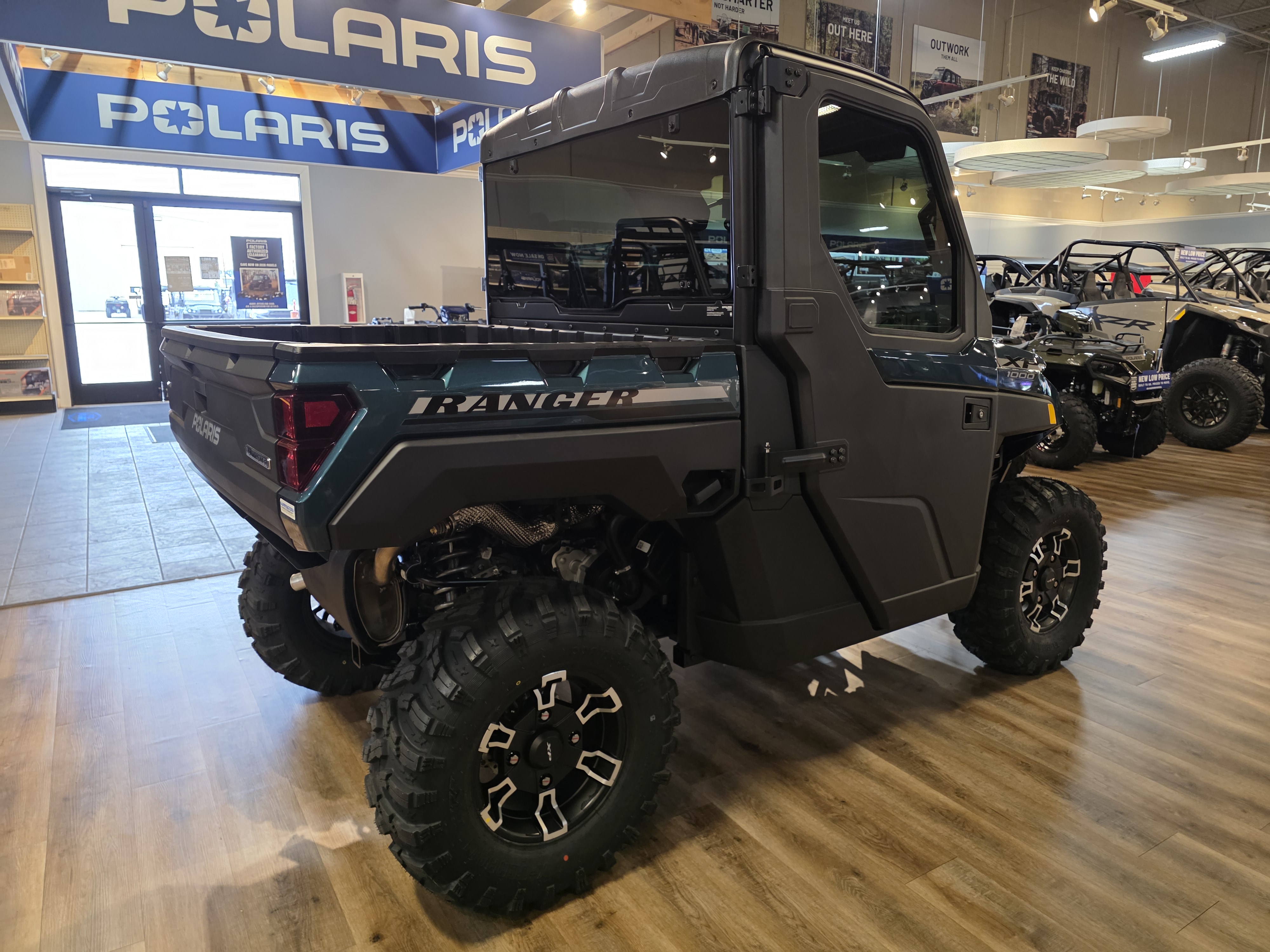 2027 Polaris RANGER XP 1000 NorthStar Ultimate UTV-Utility