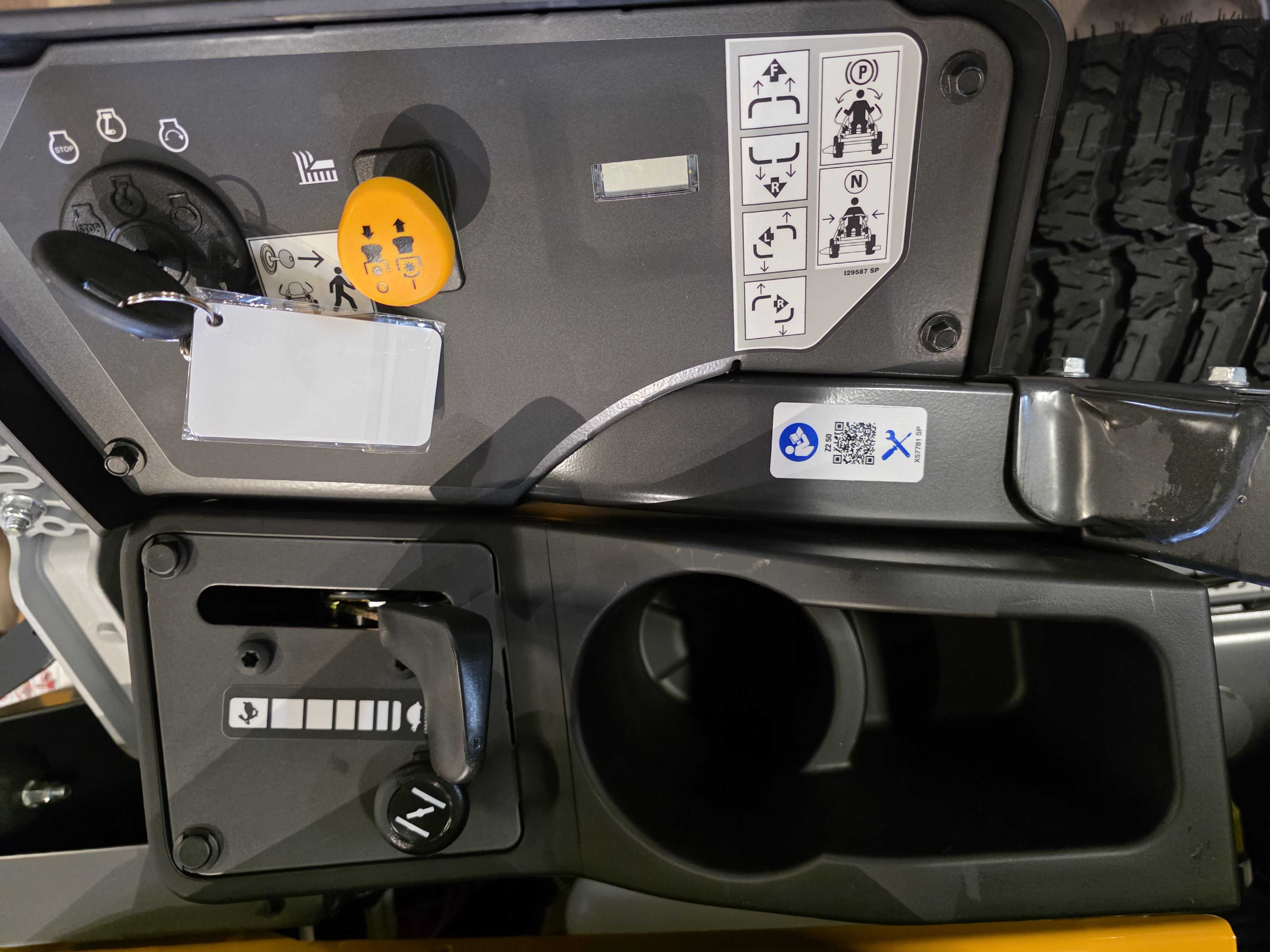 2026 Cub Cadet Z2 50 Mower-ZTR