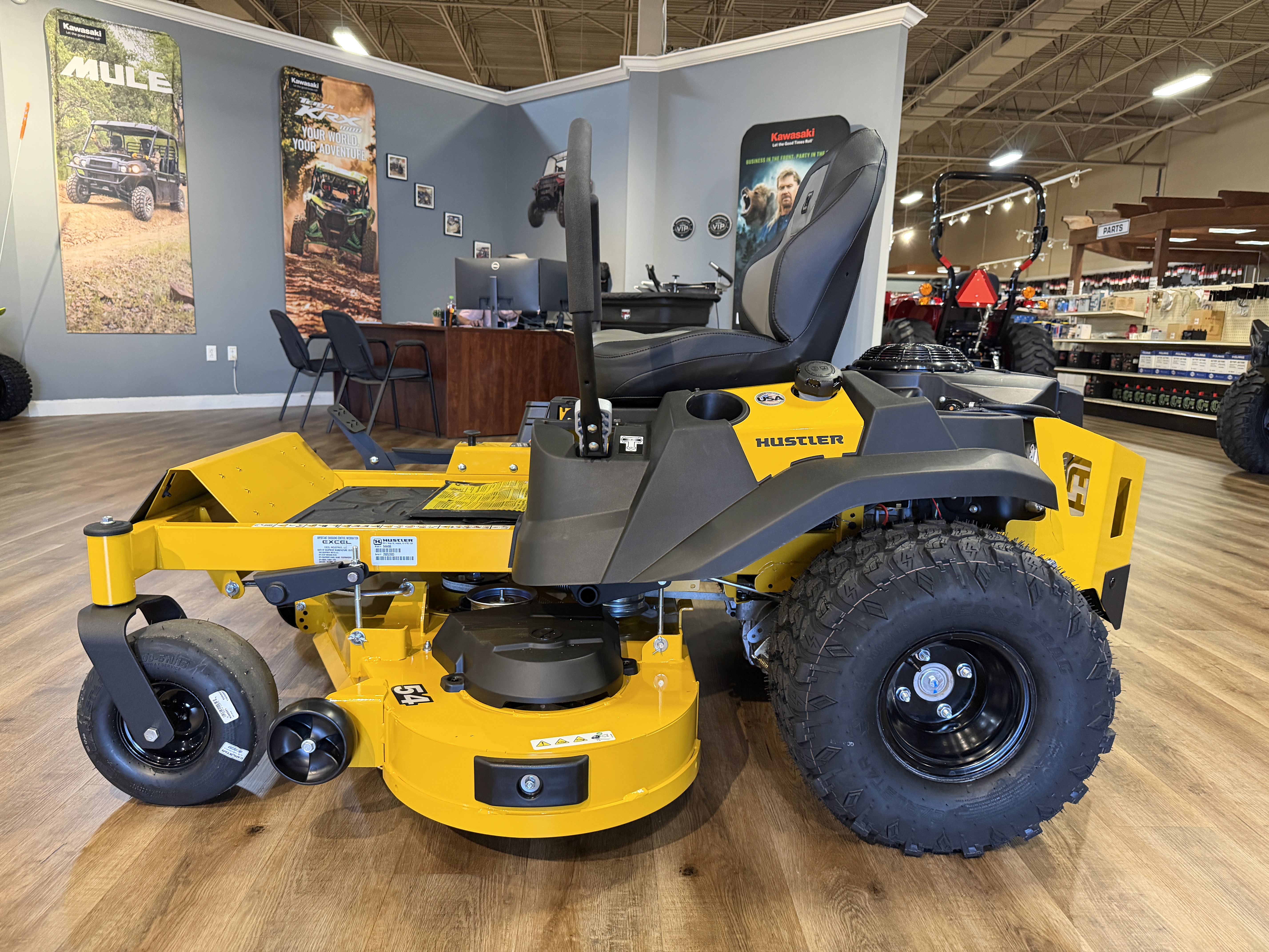 2026 Hustler Raptor X Mower-ZTR