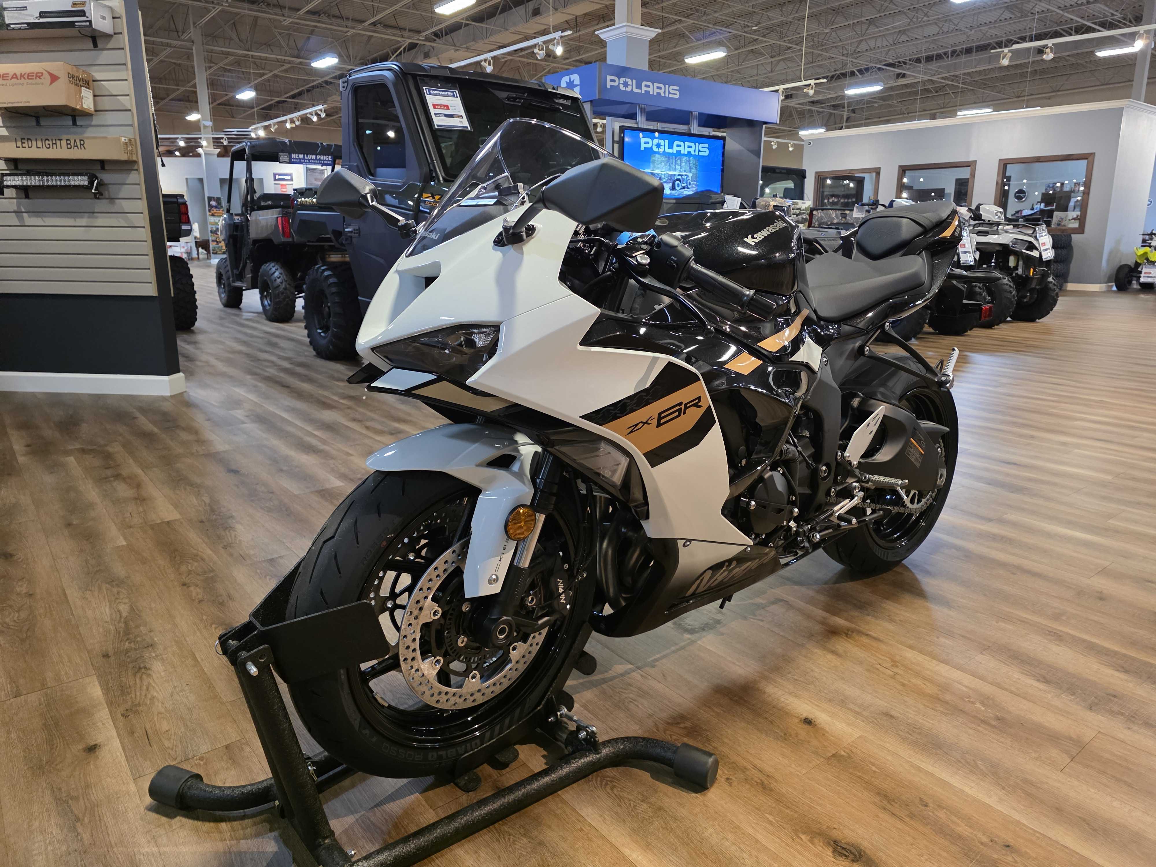 2026 Kawasaki NINJA ZX-6R ABS M/C-Street