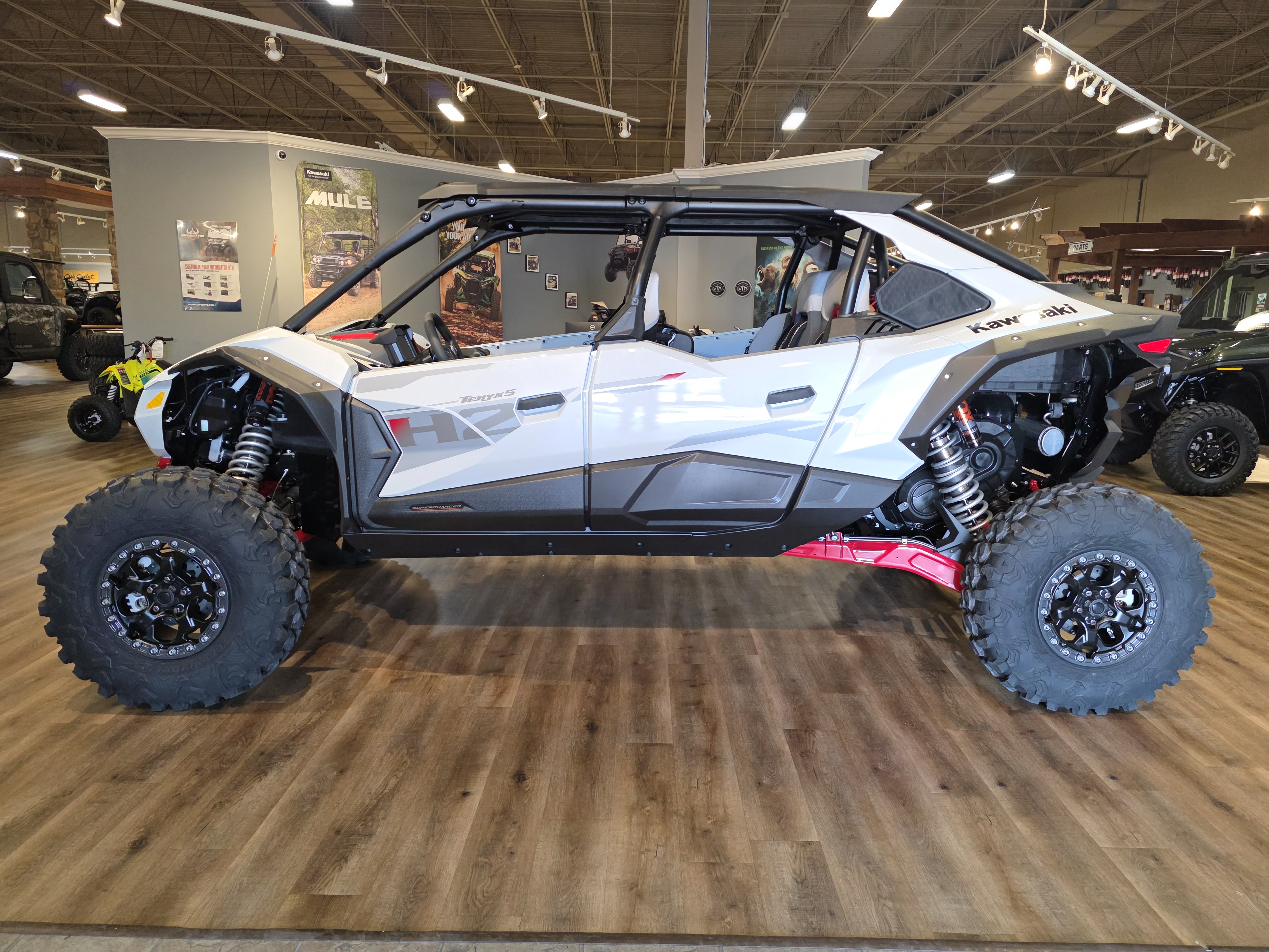 2026 Kawasaki TERYX5 H2 Deluxe eS UTV-HighPerf