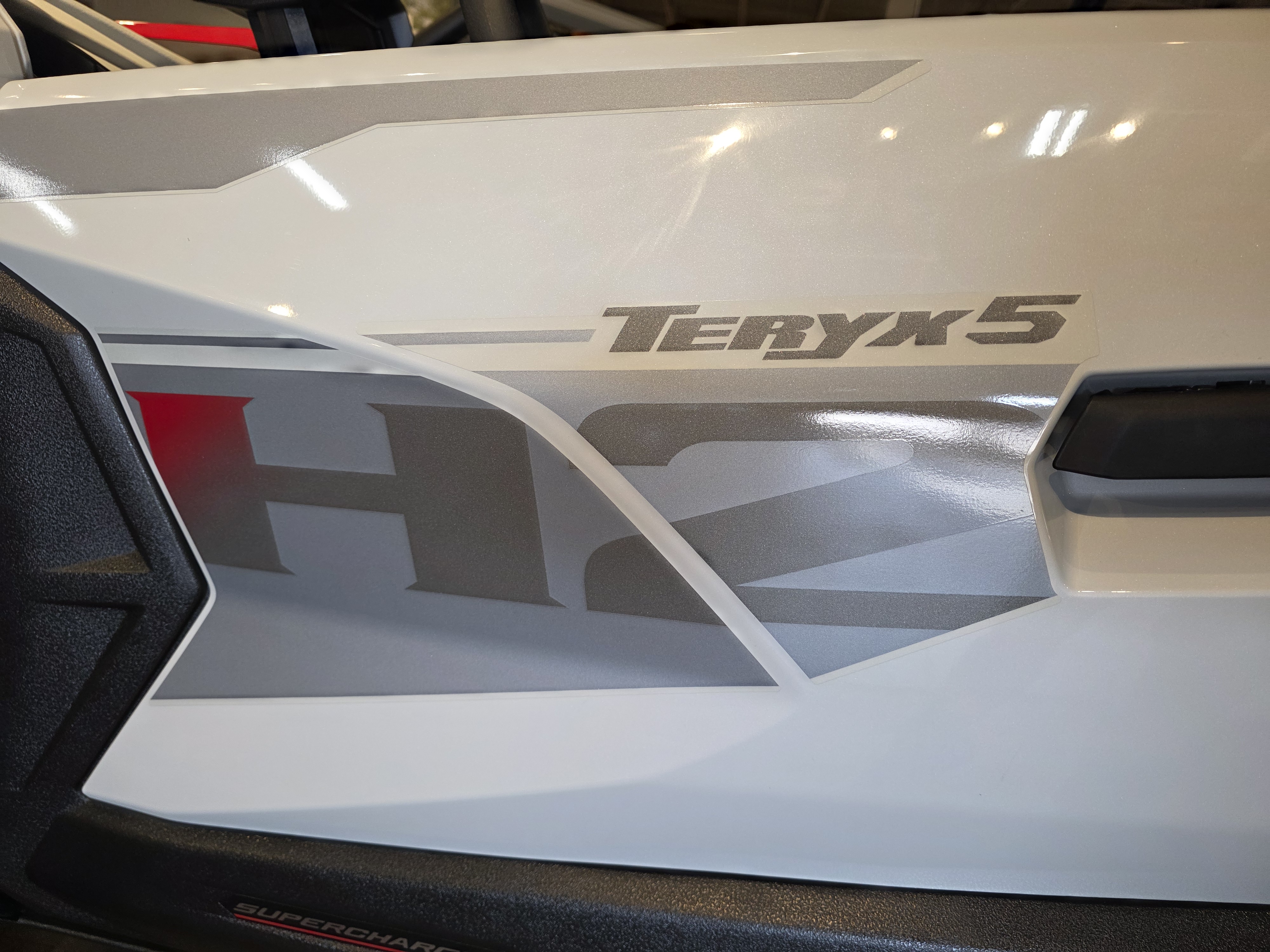 2026 Kawasaki TERYX5 H2 Deluxe eS UTV-HighPerf