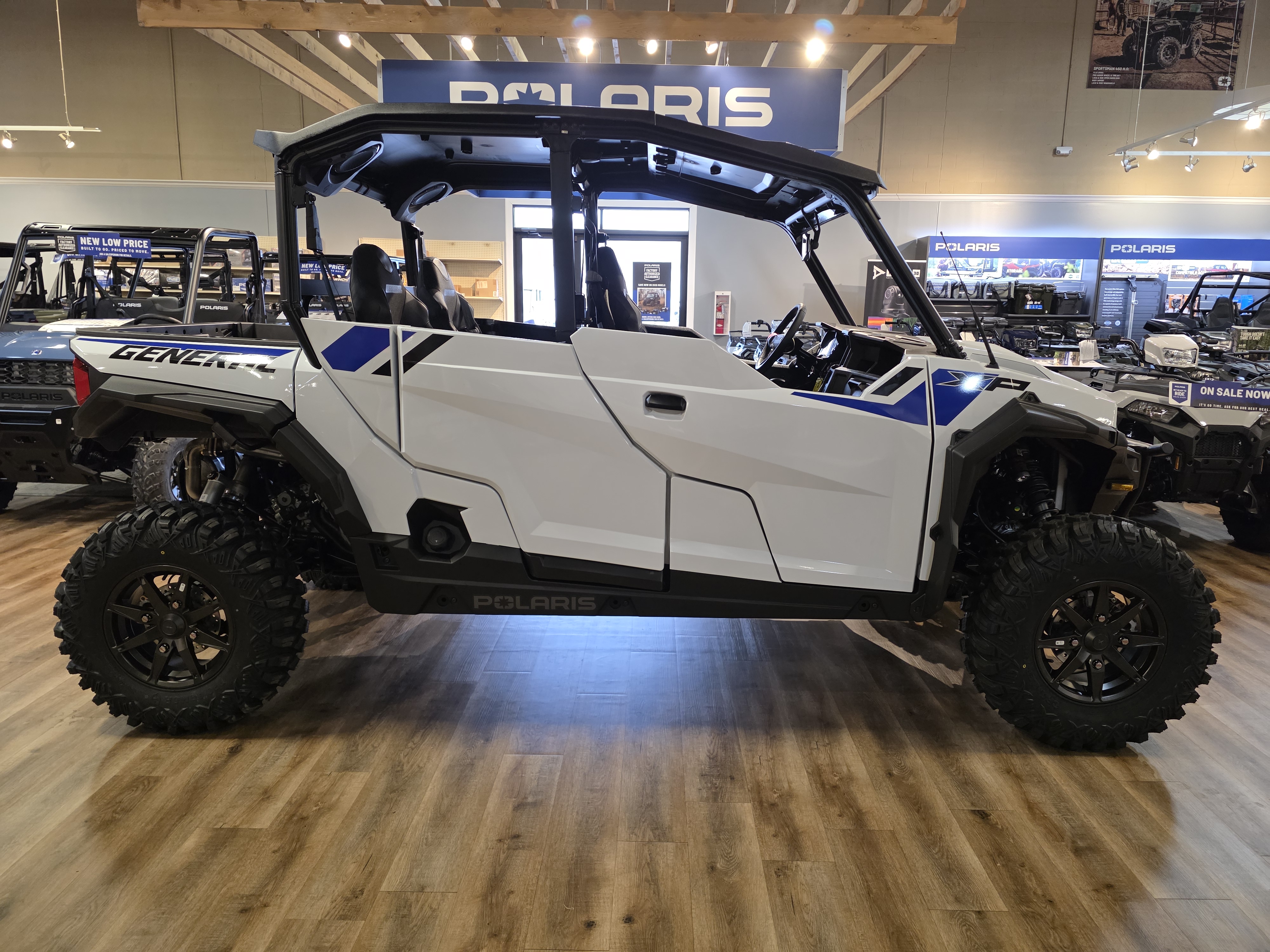 2027 Polaris GENERAL XP 1000 Ultimate UTV-Utility
