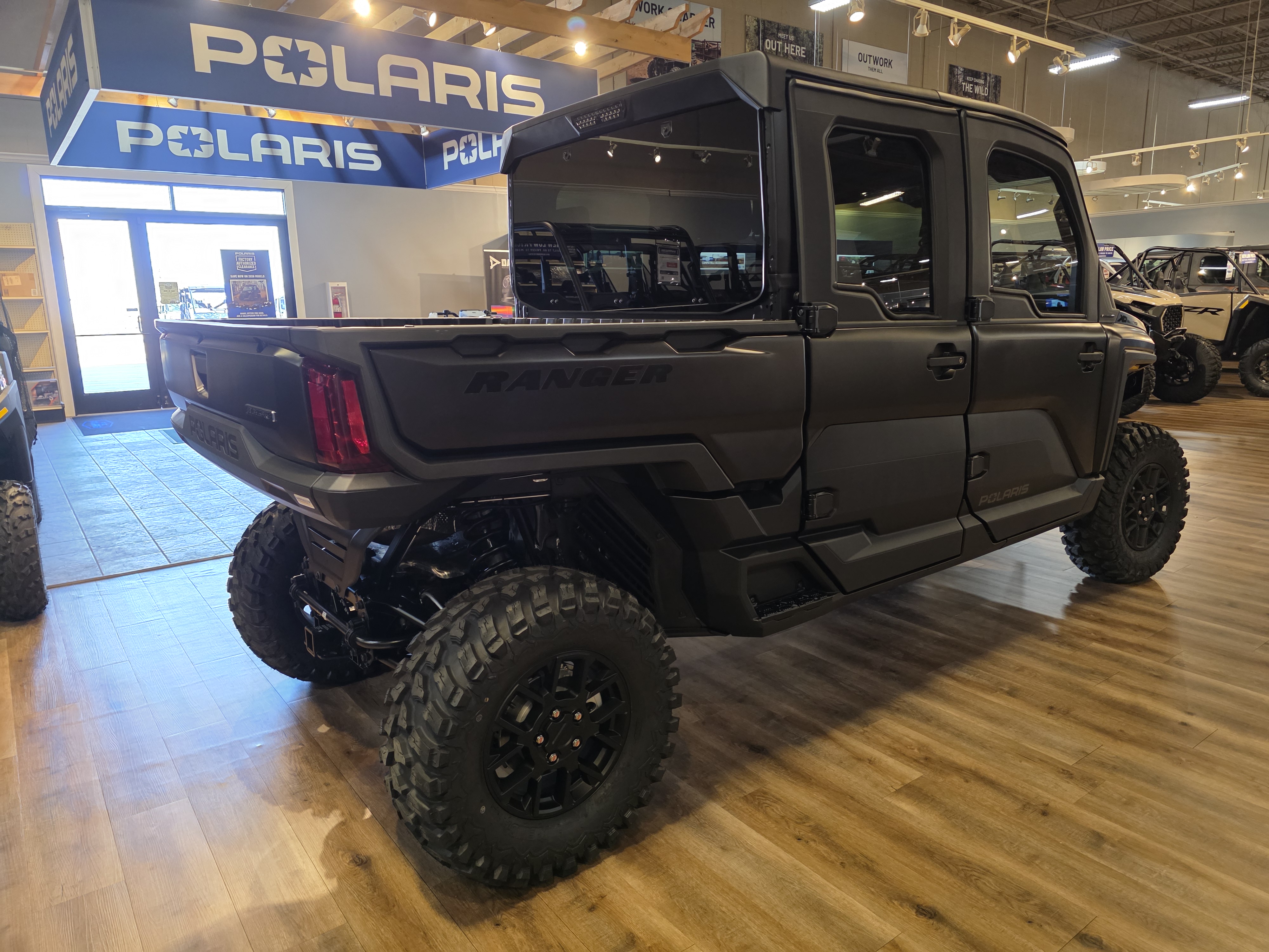 2027 Polaris RANGER CREW XD 1500 Northstar Ultimate UTV-Utility