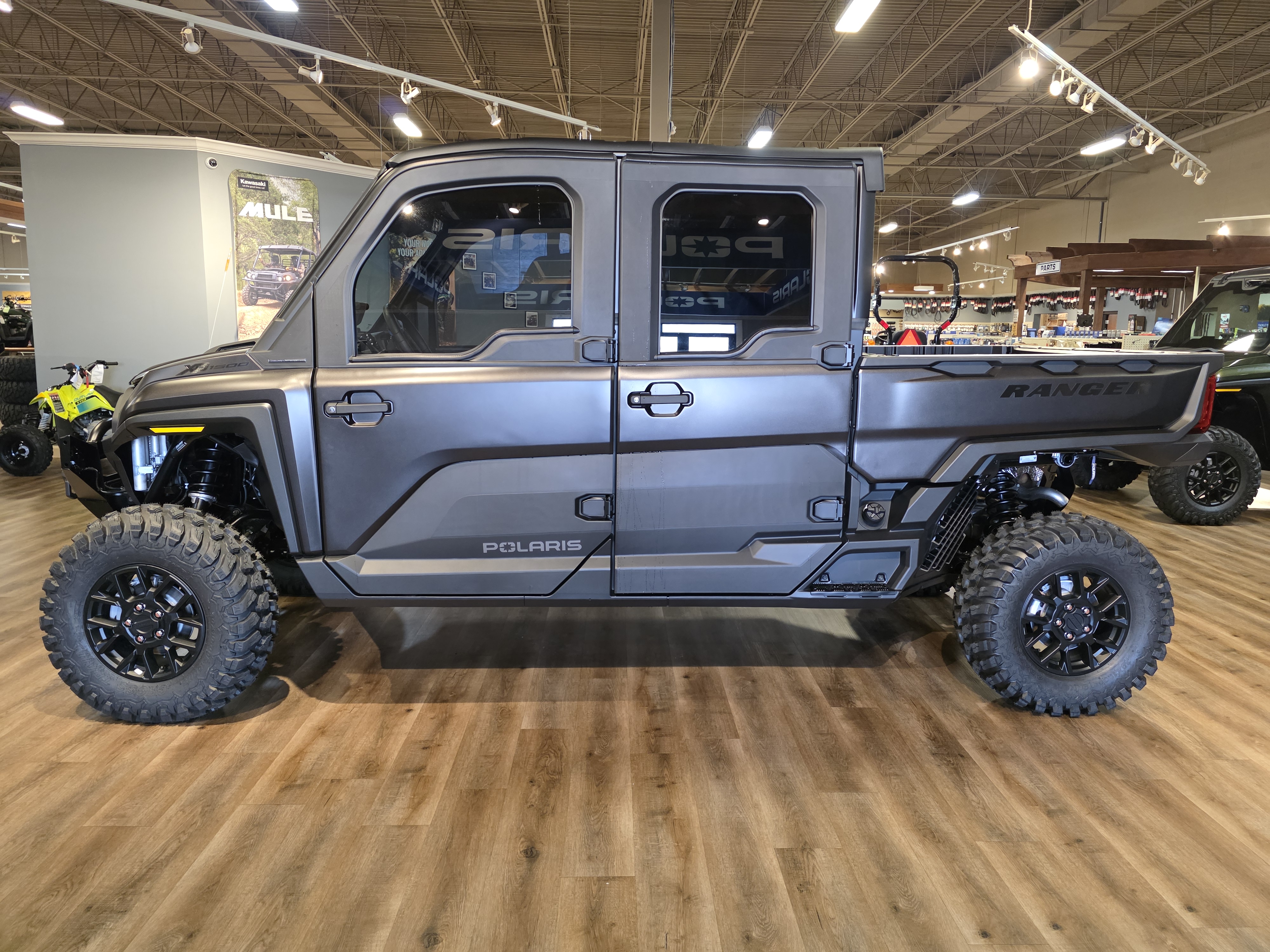 2027 Polaris RANGER CREW XD 1500 Northstar Ultimate UTV-Utility