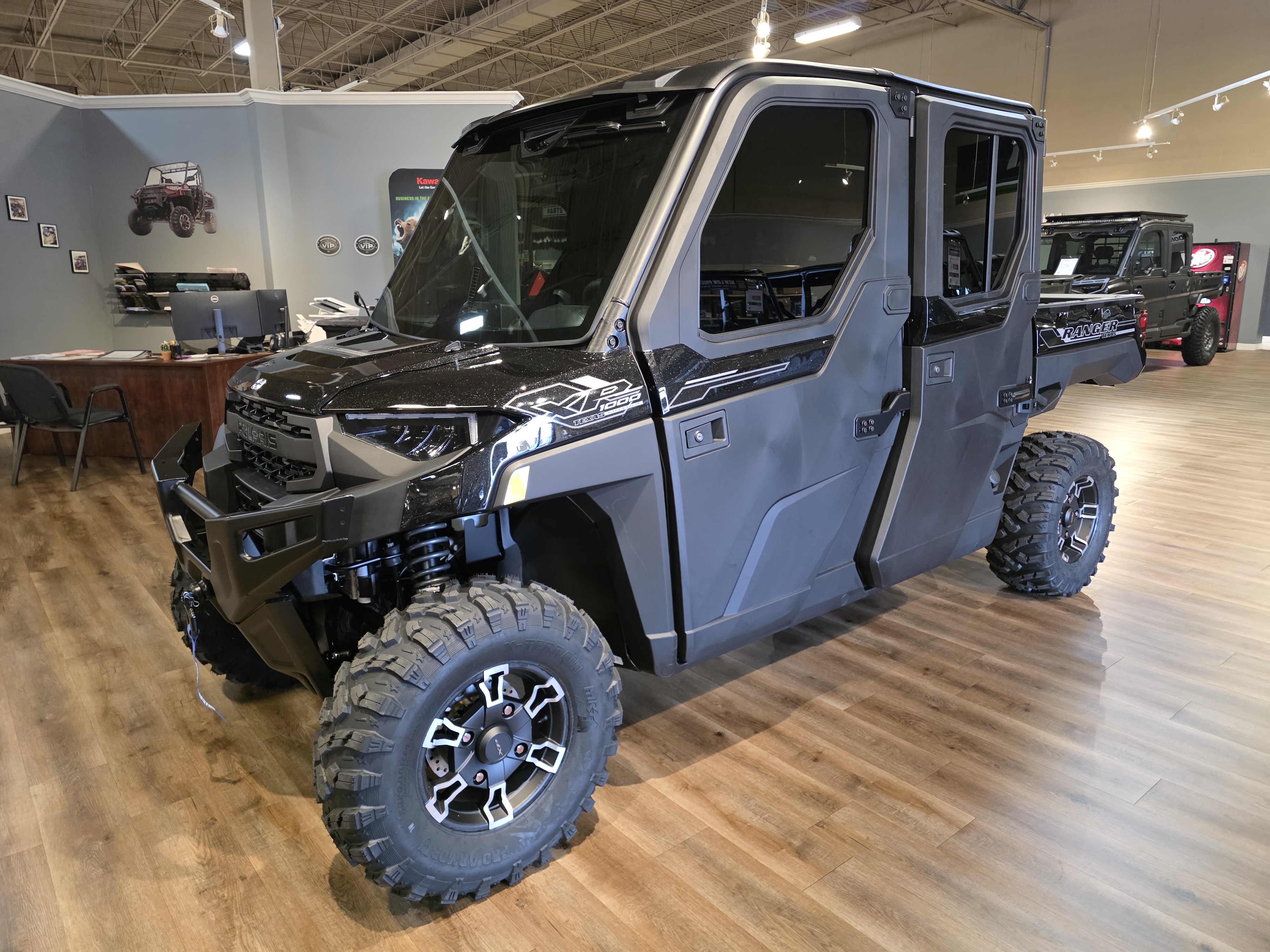 2027 Polaris RANGER CREW XP 1000 NorthStar Texas Edition UTV-Utility