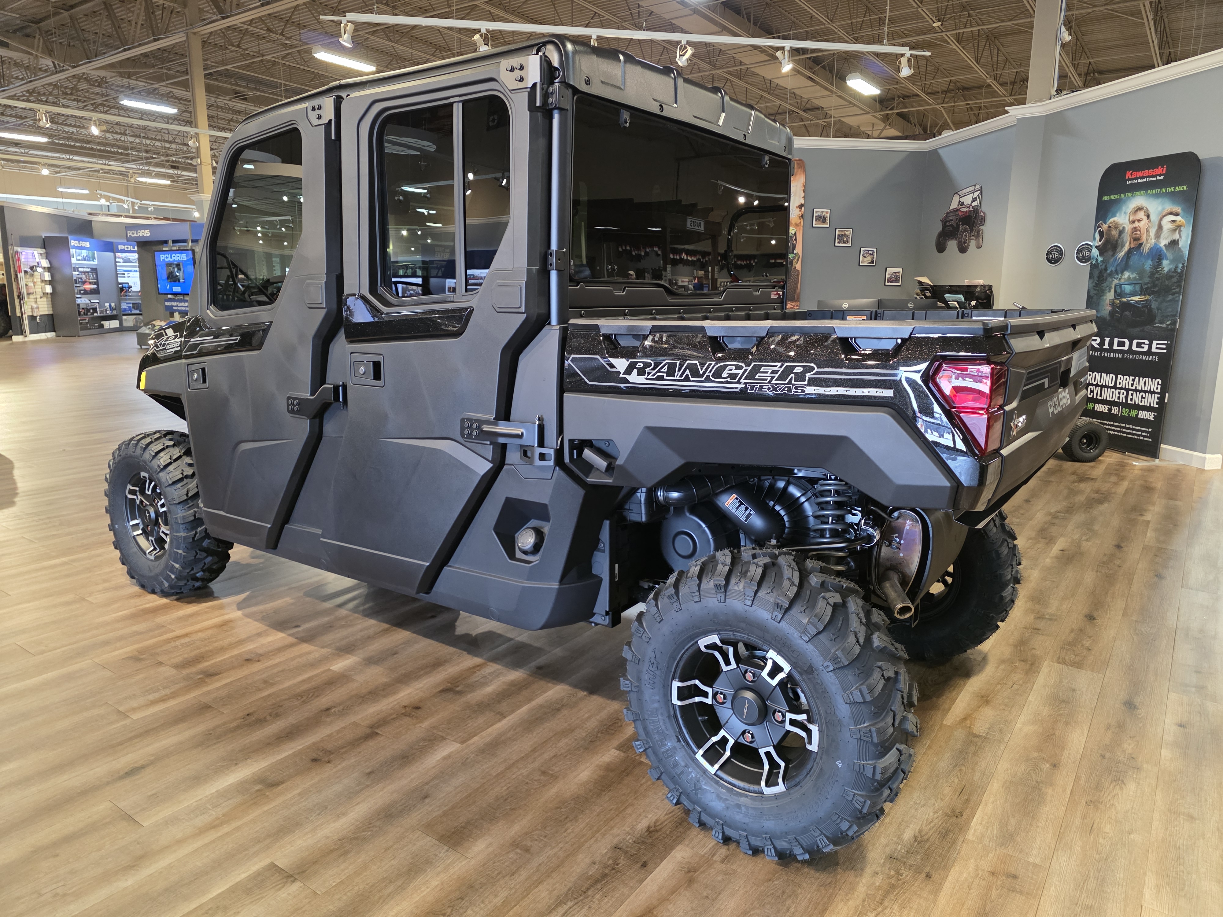 2027 Polaris RANGER CREW XP 1000 NorthStar Texas Edition UTV-Utility