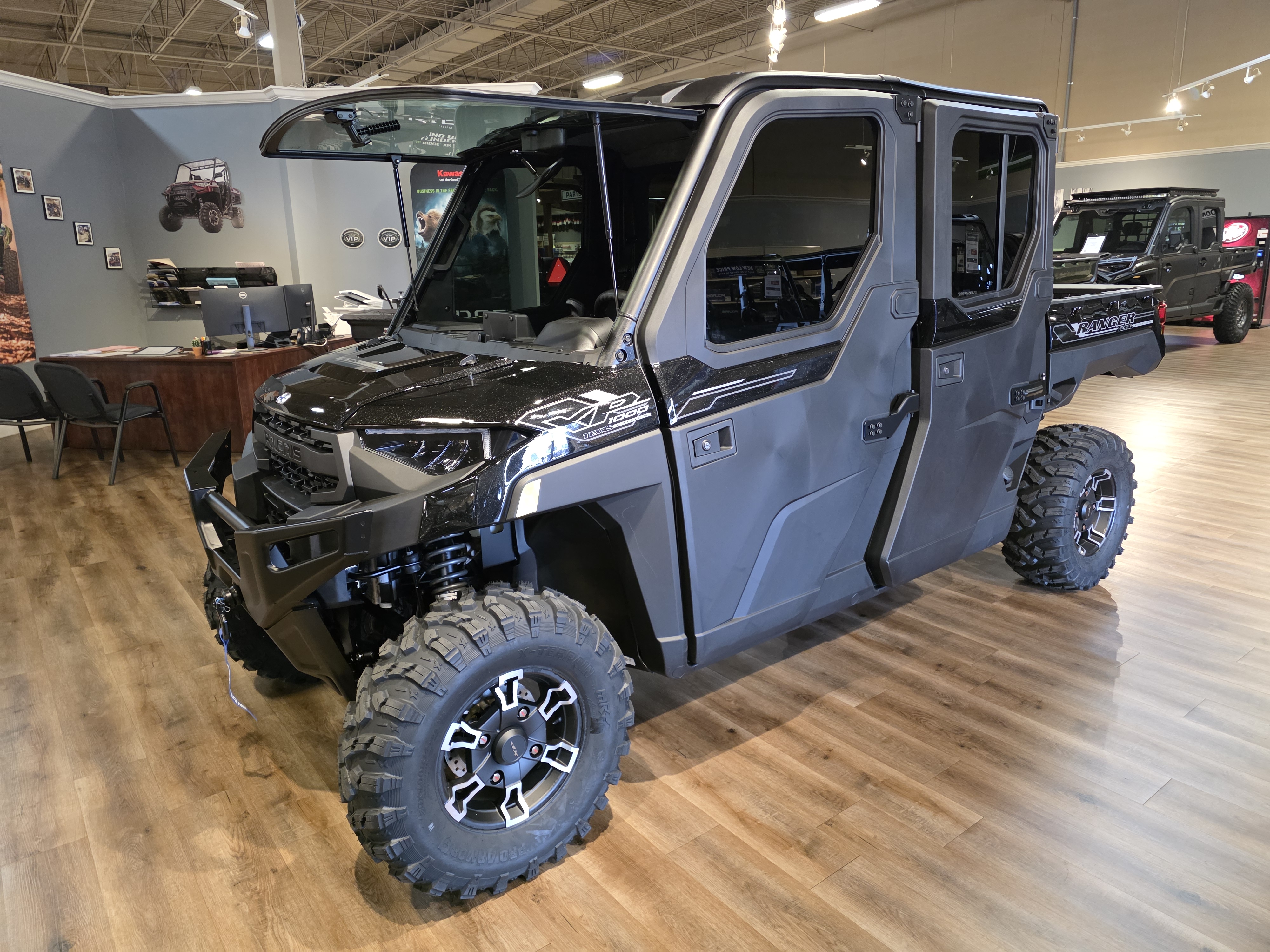 2027 Polaris RANGER CREW XP 1000 NorthStar Texas Edition UTV-Utility