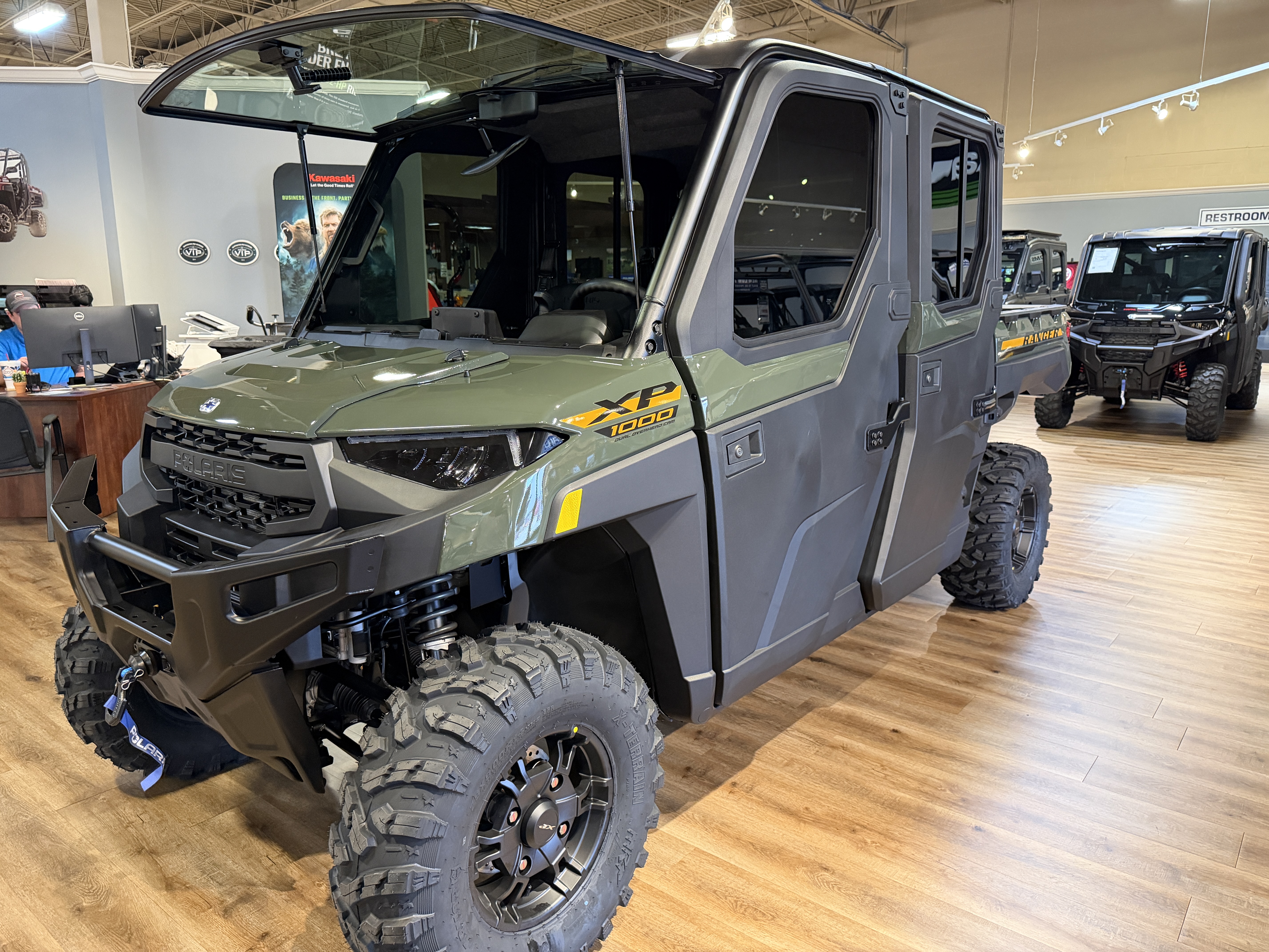 2027 Polaris RANGER CREW XP 1000 NorthStar Ultimate UTV-Utility
