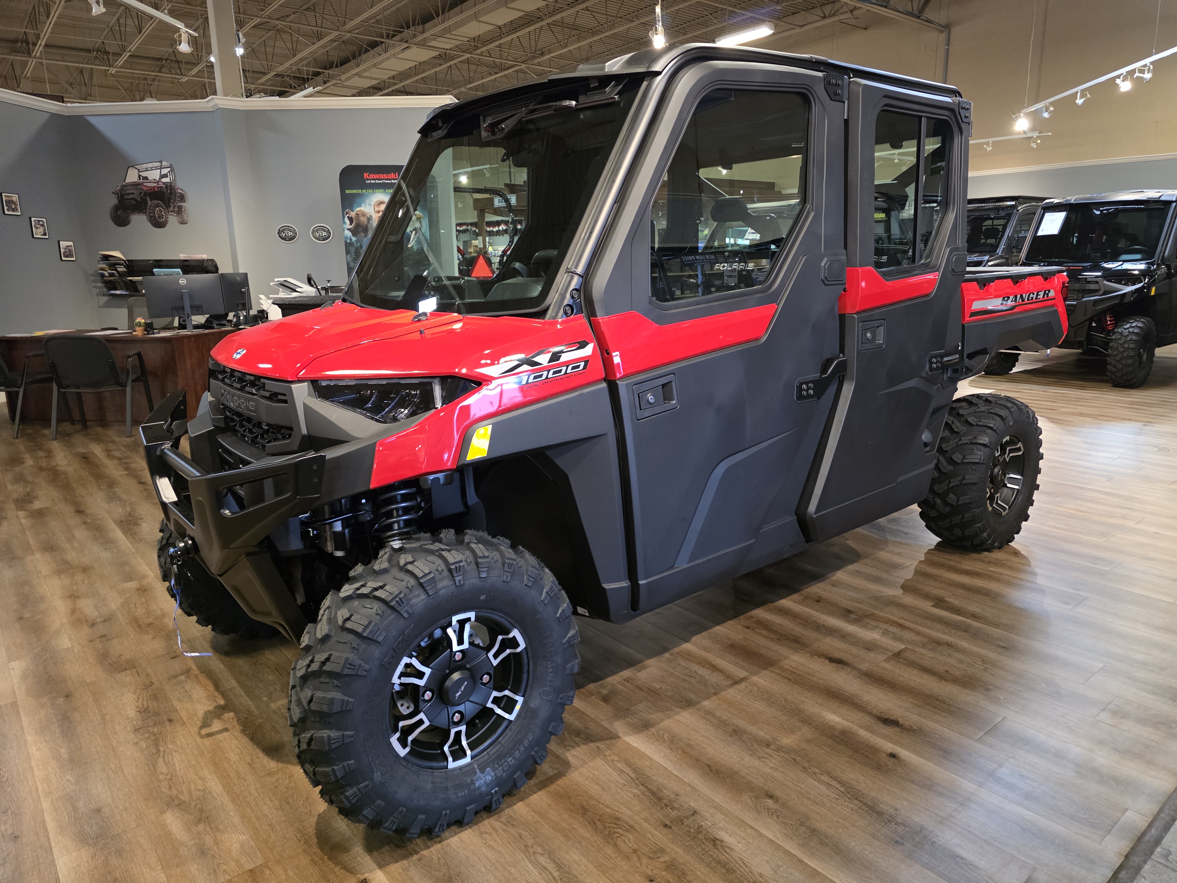 2027 Polaris RANGER CREW XP 1000 NorthStar Ultimate UTV-Utility