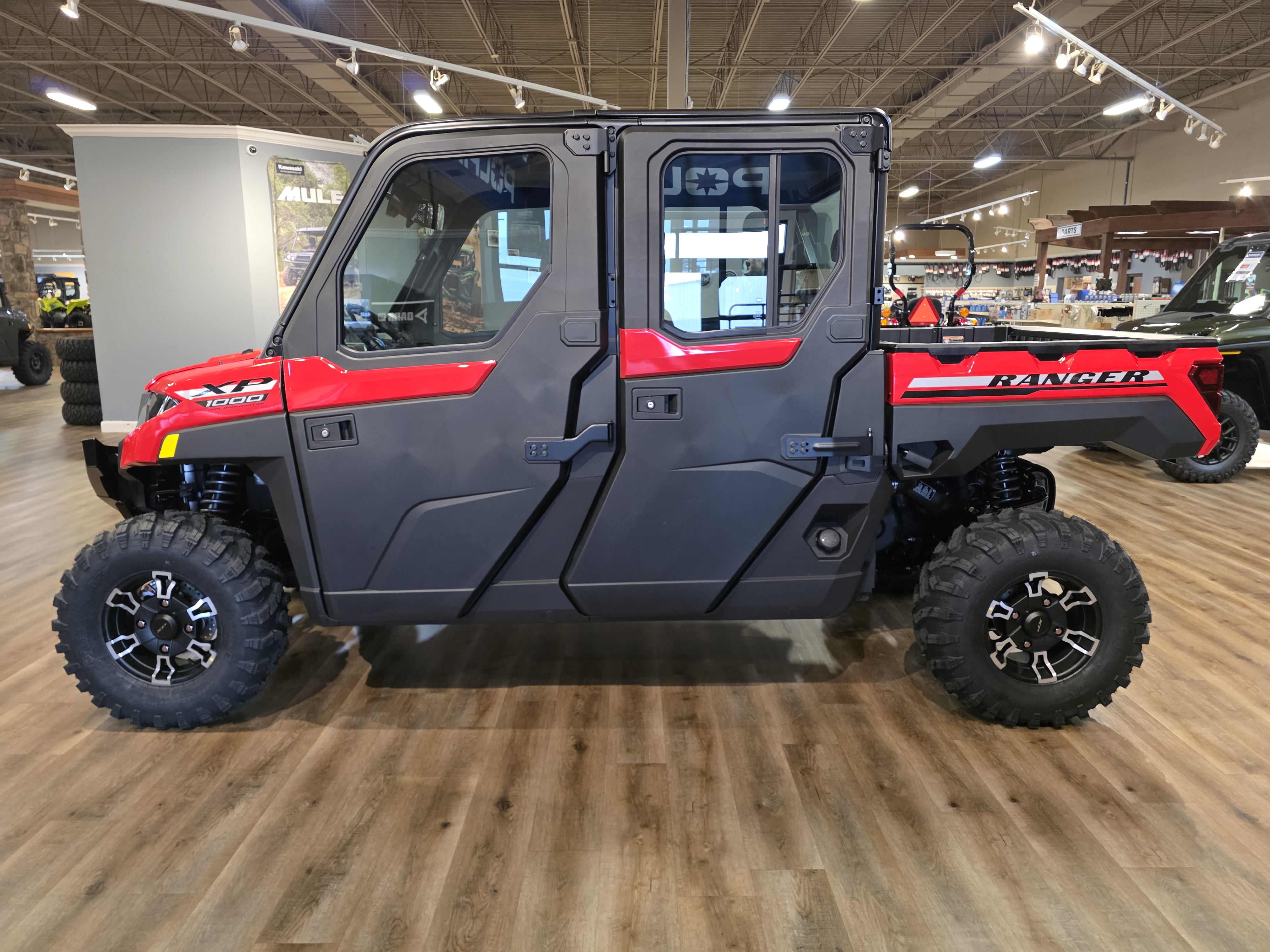 2027 Polaris RANGER CREW XP 1000 NorthStar Ultimate UTV-Utility