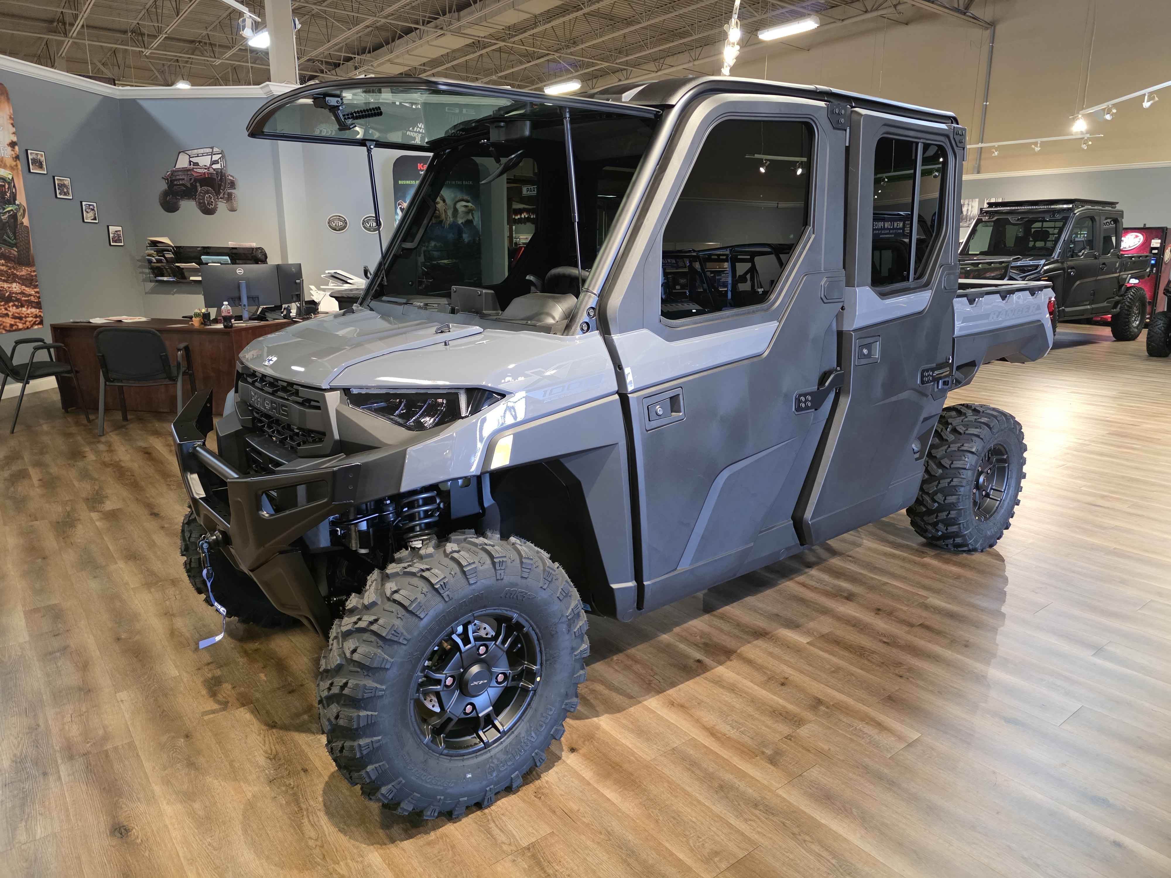 2027 Polaris RANGER CREW XP 1000 NorthStar Ultimate UTV-Utility