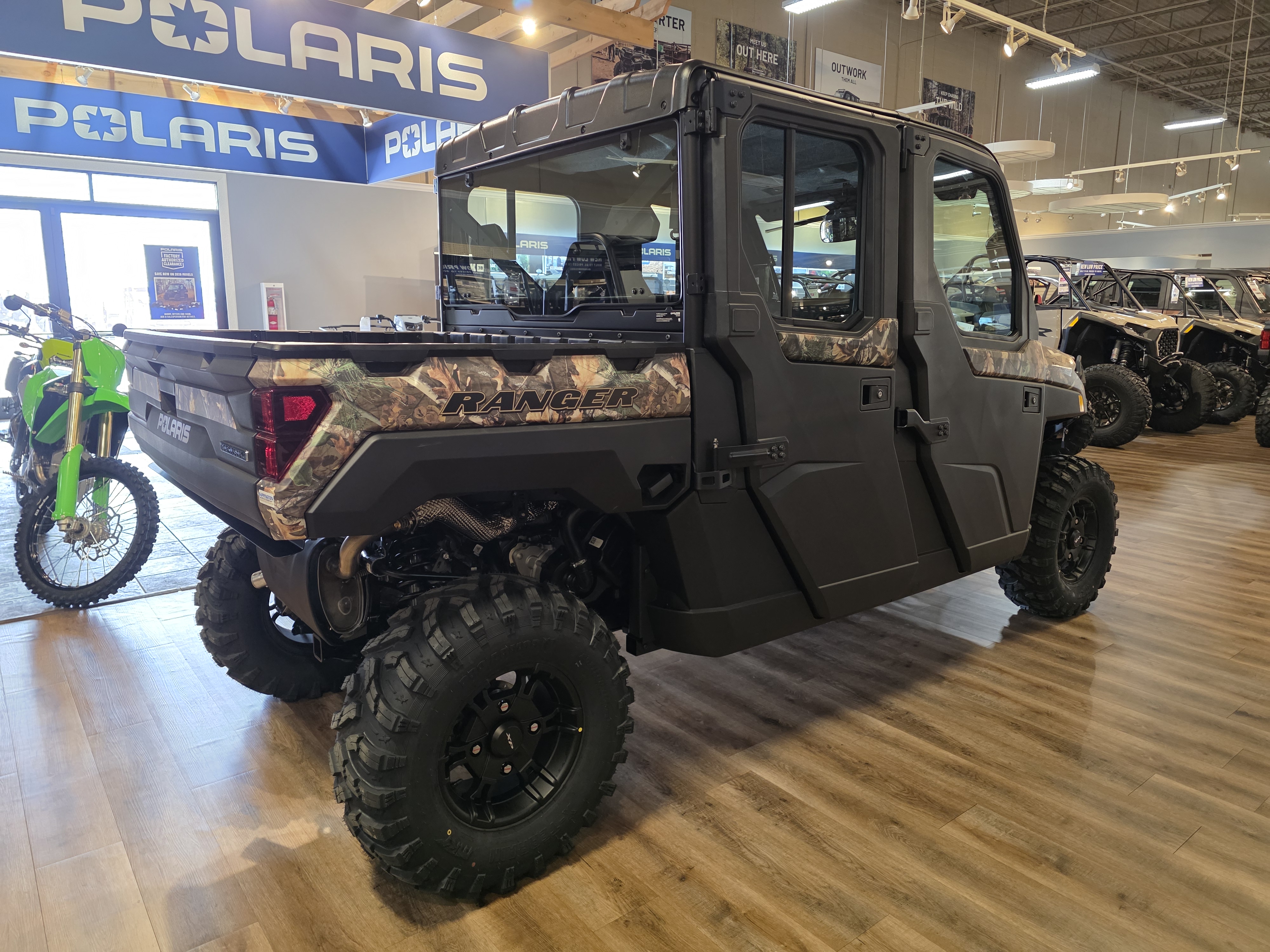 2027 Polaris RANGER CREW XP 1000 NorthStar Ultimate UTV-Utility