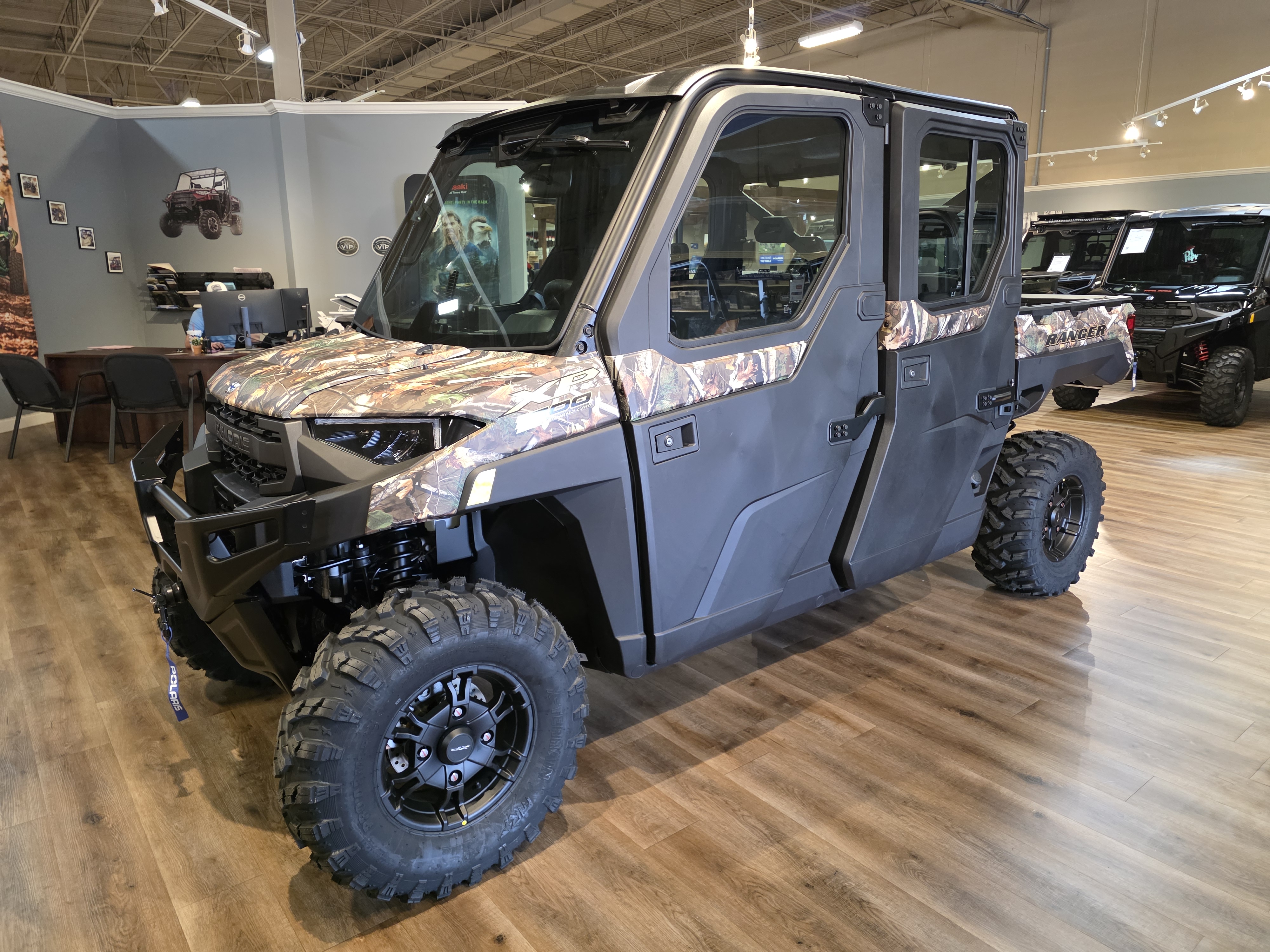 2027 Polaris RANGER CREW XP 1000 NorthStar Ultimate UTV-Utility