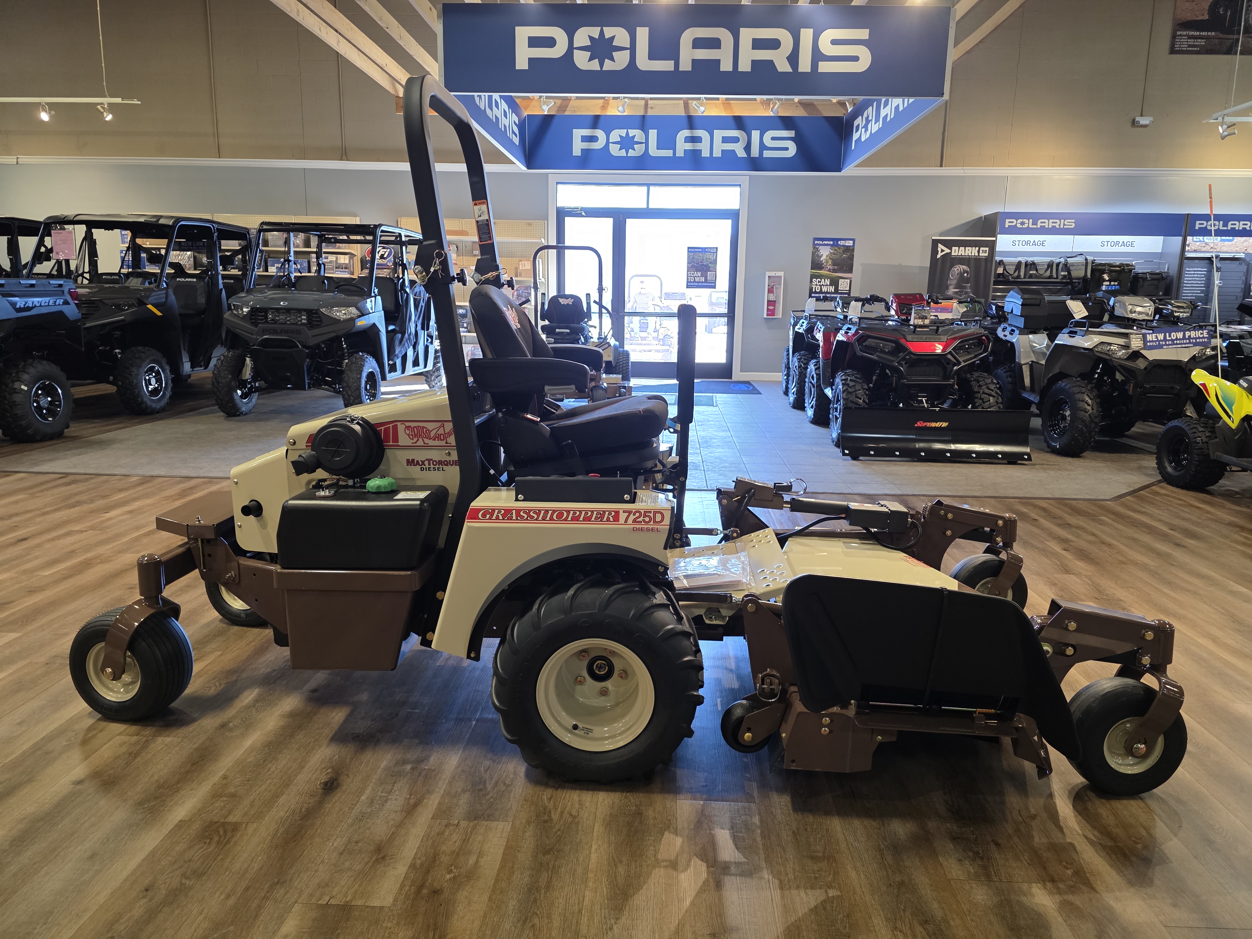 2027 Grasshopper 725DT Mower-ZTR