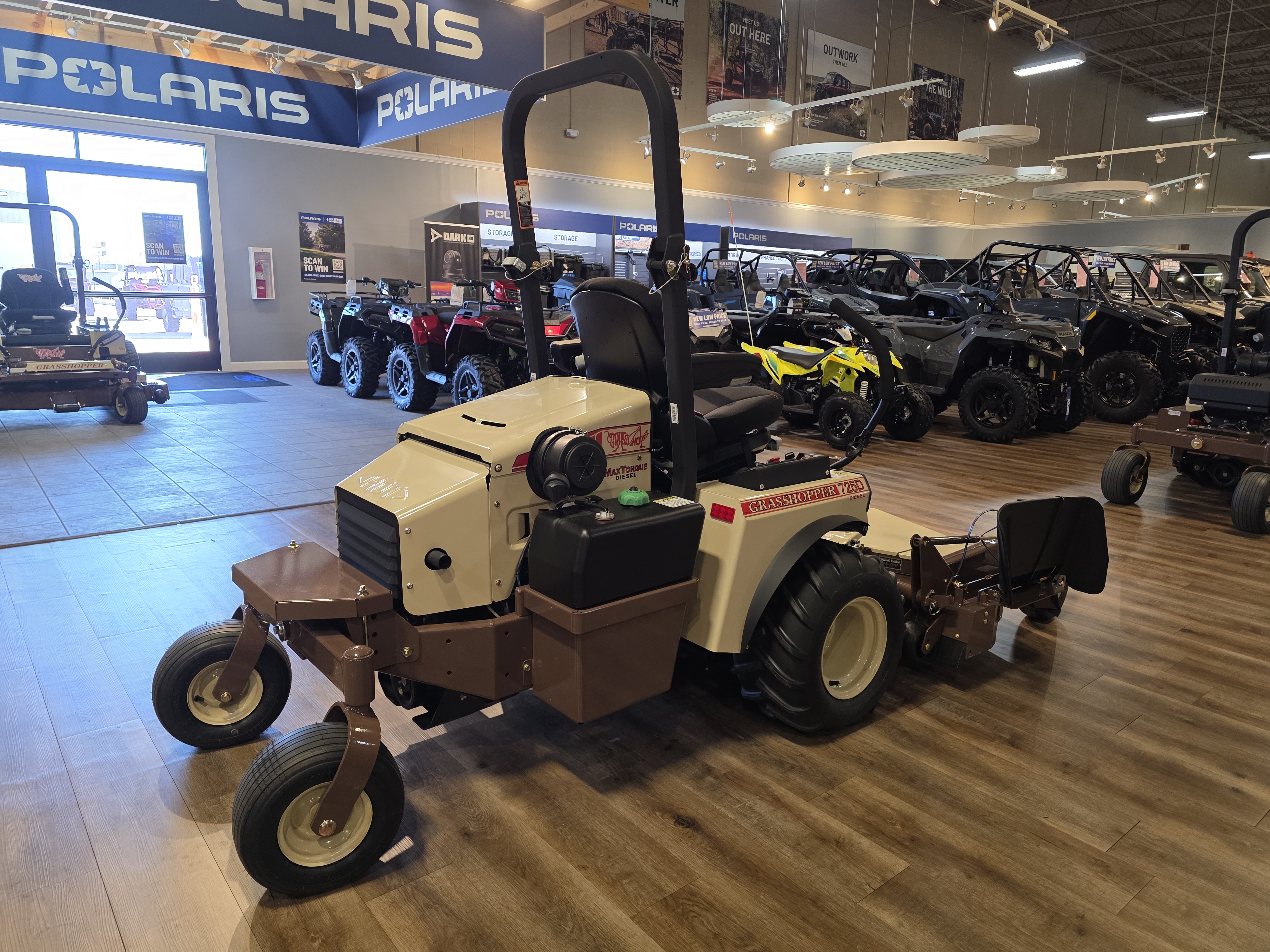 2027 Grasshopper 725DT Mower-ZTR