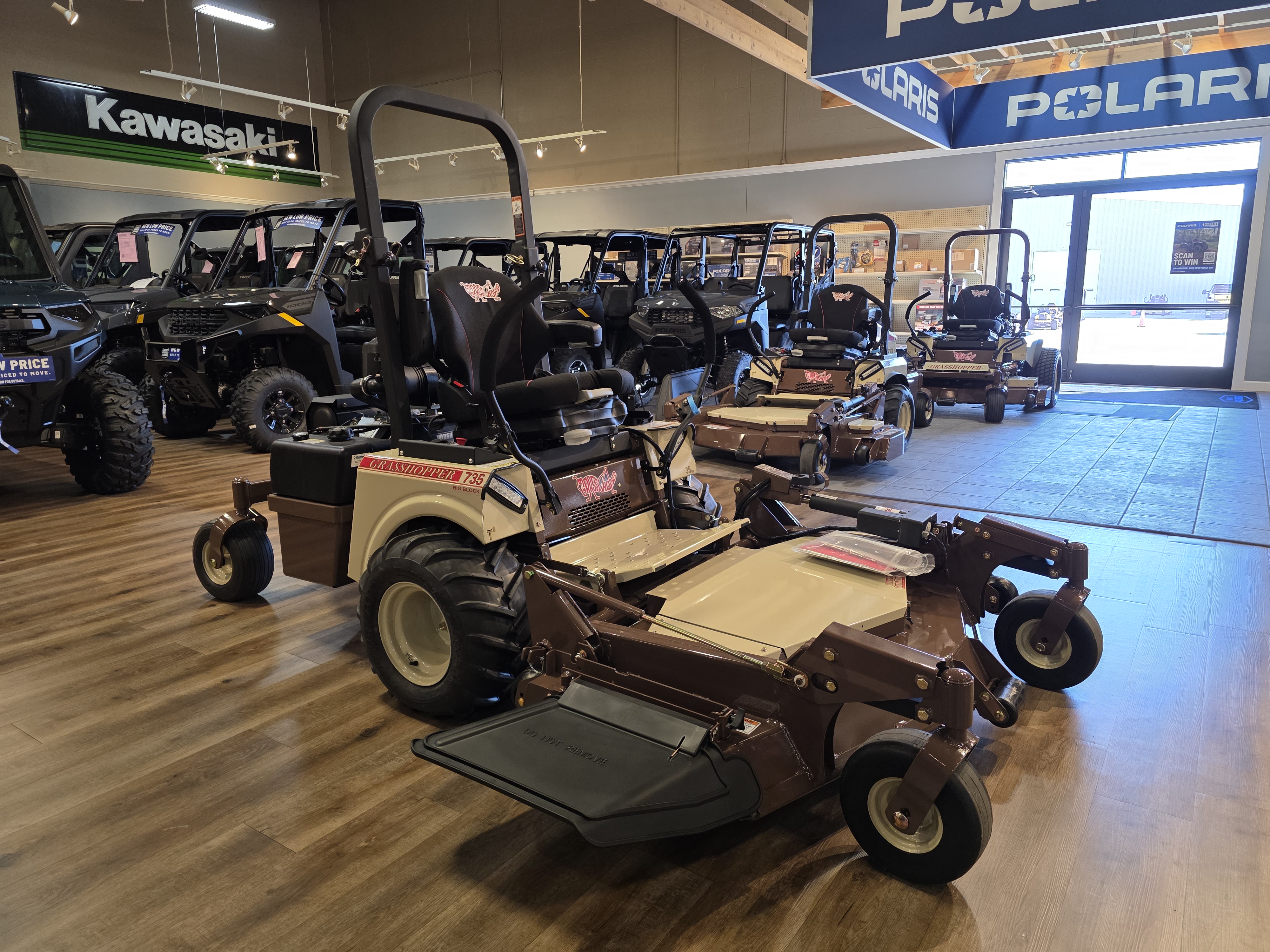 2027 Grasshopper 735BT Mower-ZTR