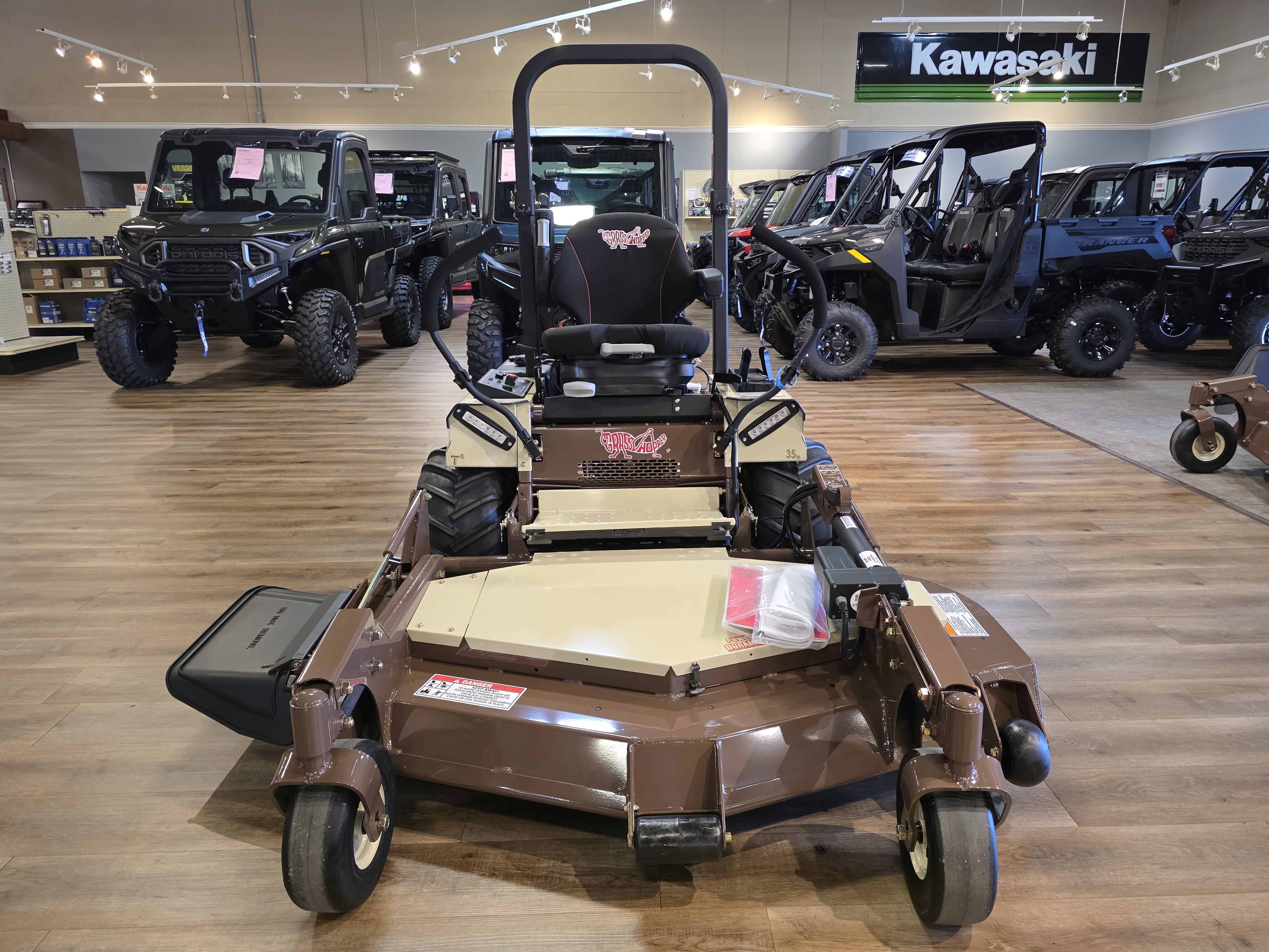 2027 Grasshopper 735BT Mower-ZTR