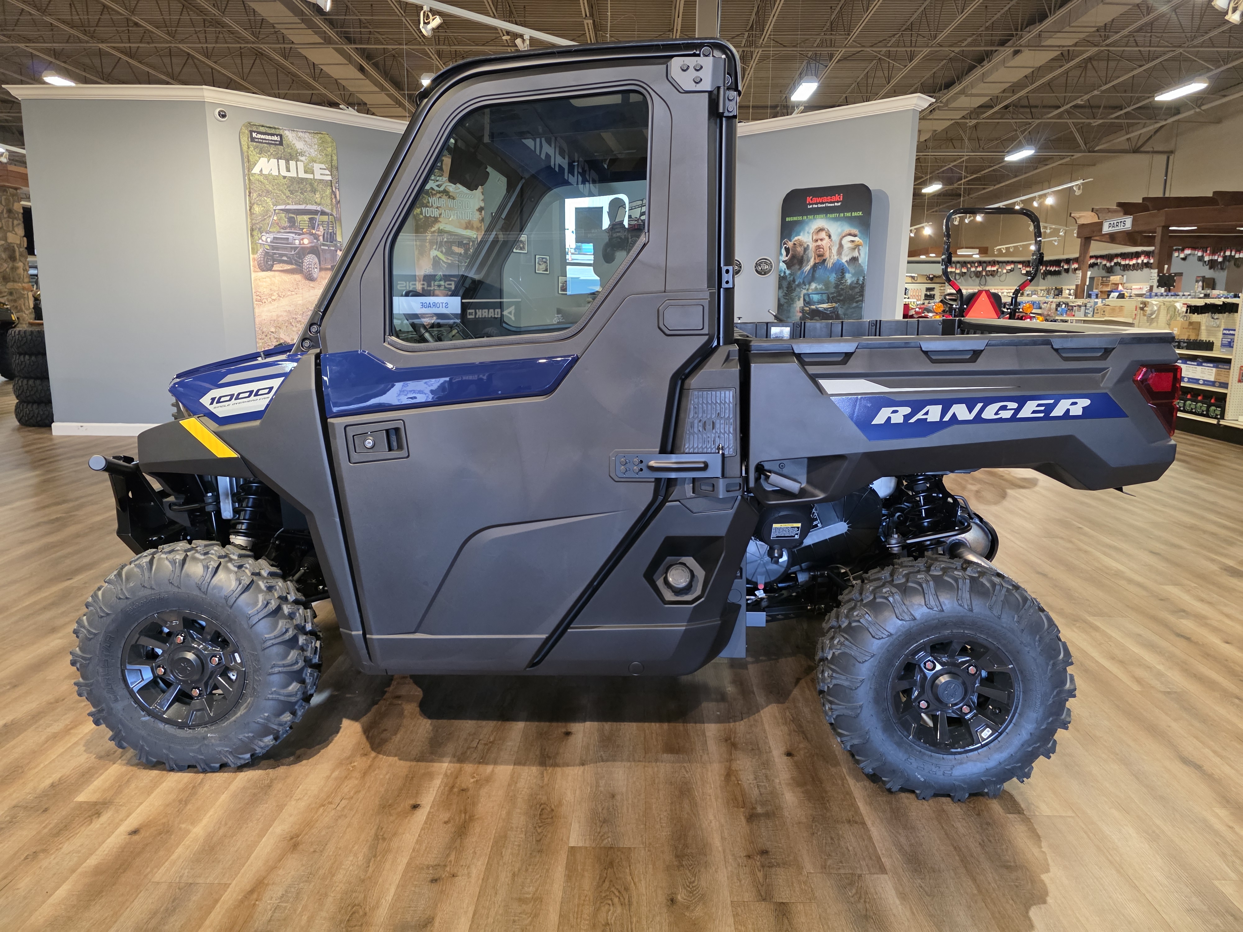 2027 Polaris RANGER 1000 CAB UTV-Utility