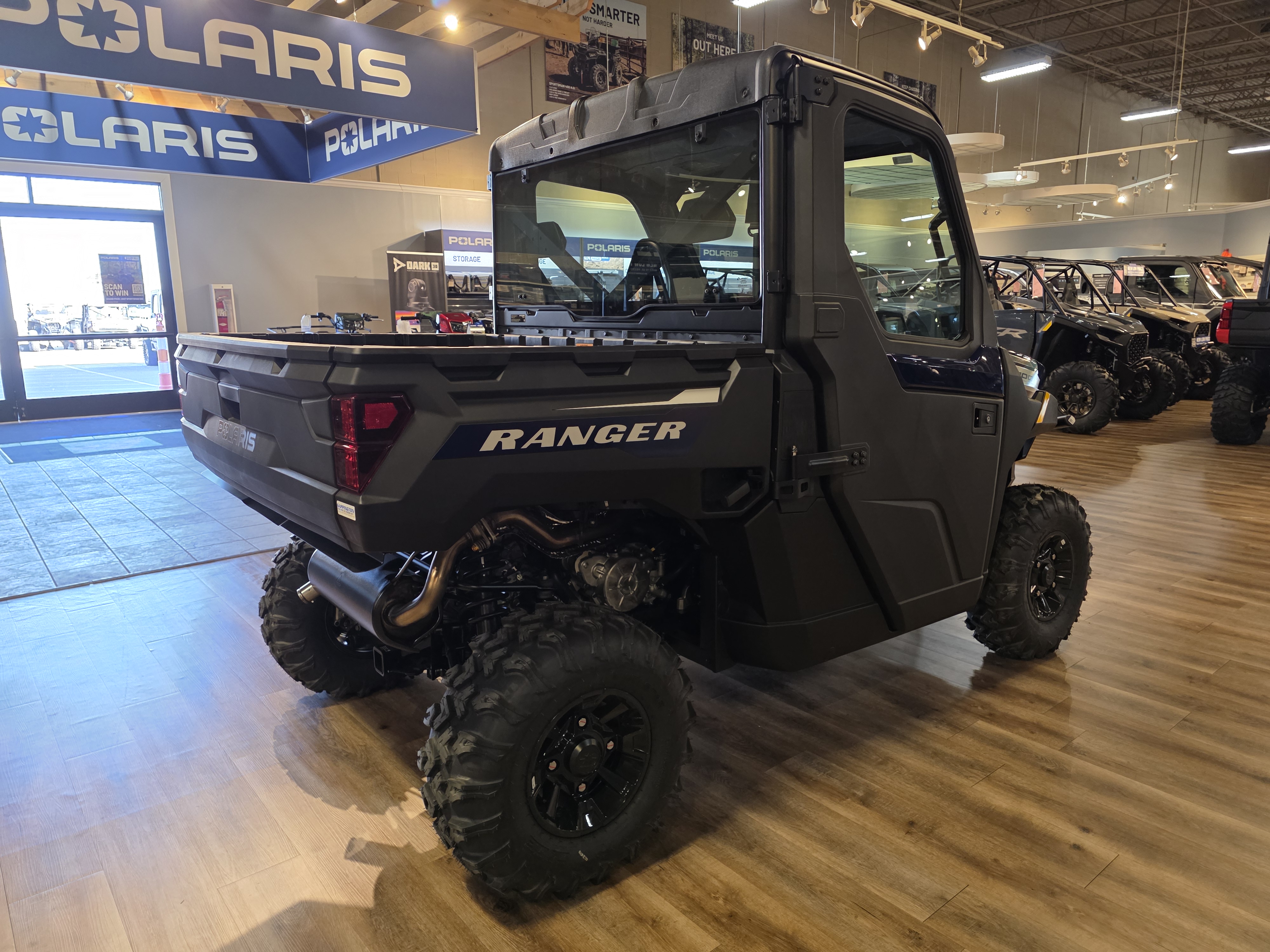 2027 Polaris RANGER 1000 CAB UTV-Utility