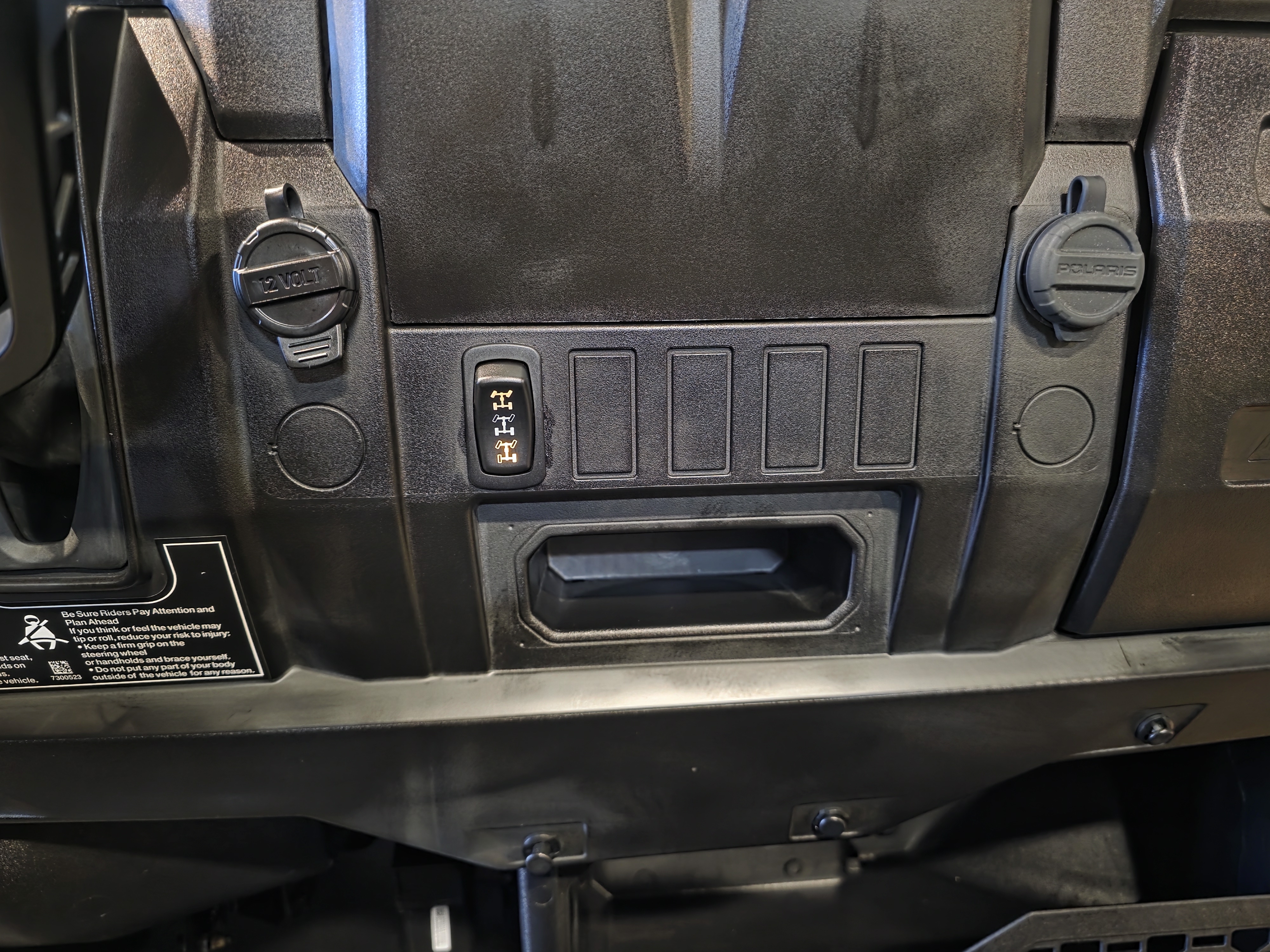 2027 Polaris RANGER CREW 600 UTV-Utility