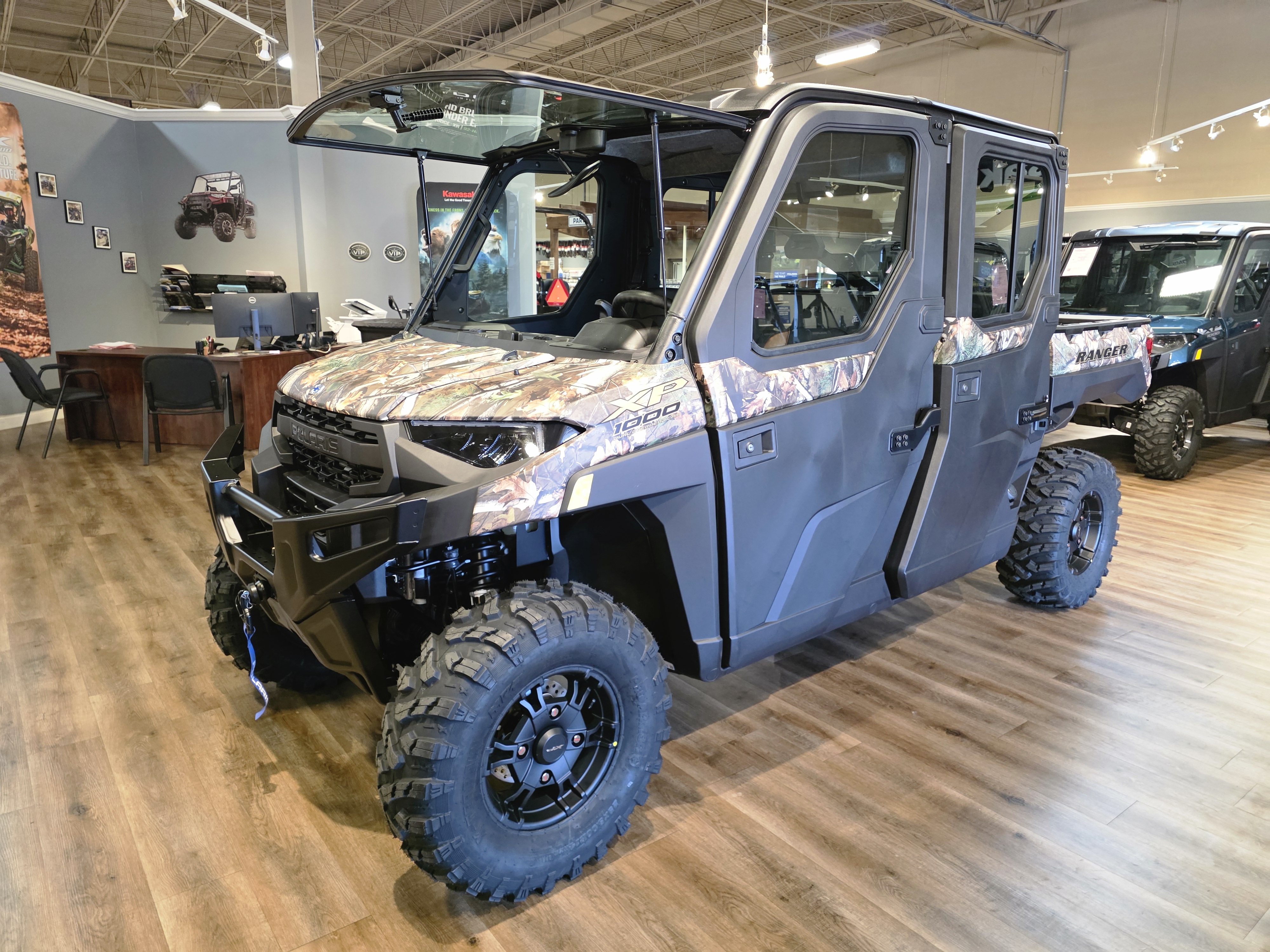 2027 Polaris RANGER CREW XP 1000 NorthStar Premium UTV-Utility